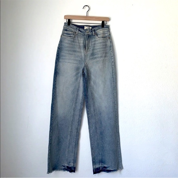 We The FreeLoose Wide Legged size 28 Denim Jeans